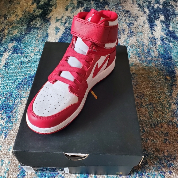 Air Jordan 1 HyFlyease (gs) Sz7y